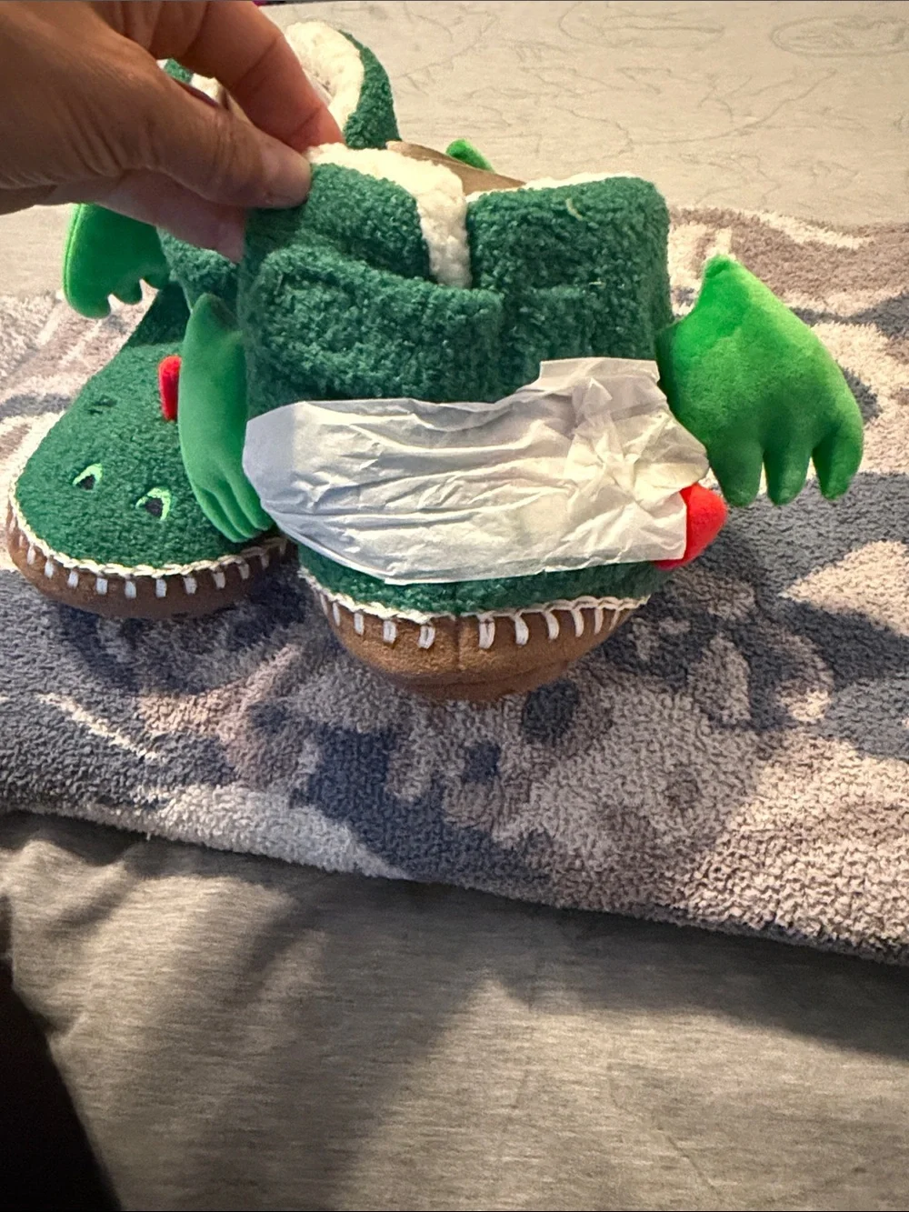Hanna Anderson Green Dragon Plush Slipper Boots Never Worn! Size 4Y-5Y